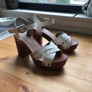 Madden Girl Wooden 70s Style Sandals